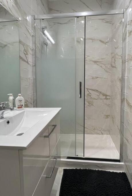 Superbe Appartement Proche Paris Gentilly Exterior photo