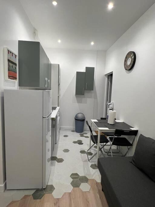Superbe Appartement Proche Paris Gentilly Exterior photo